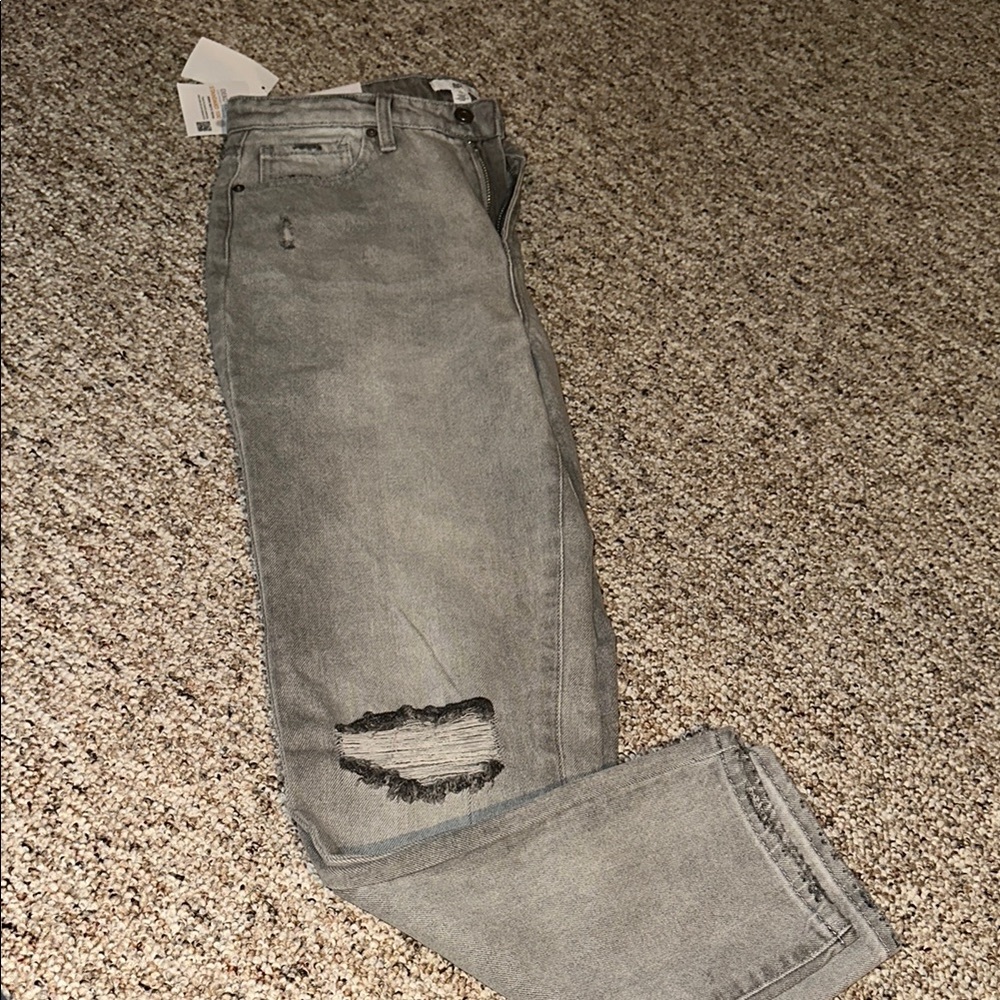 High Rise Mom Gray Ripped Jeans NWT - Picture 3 of 8